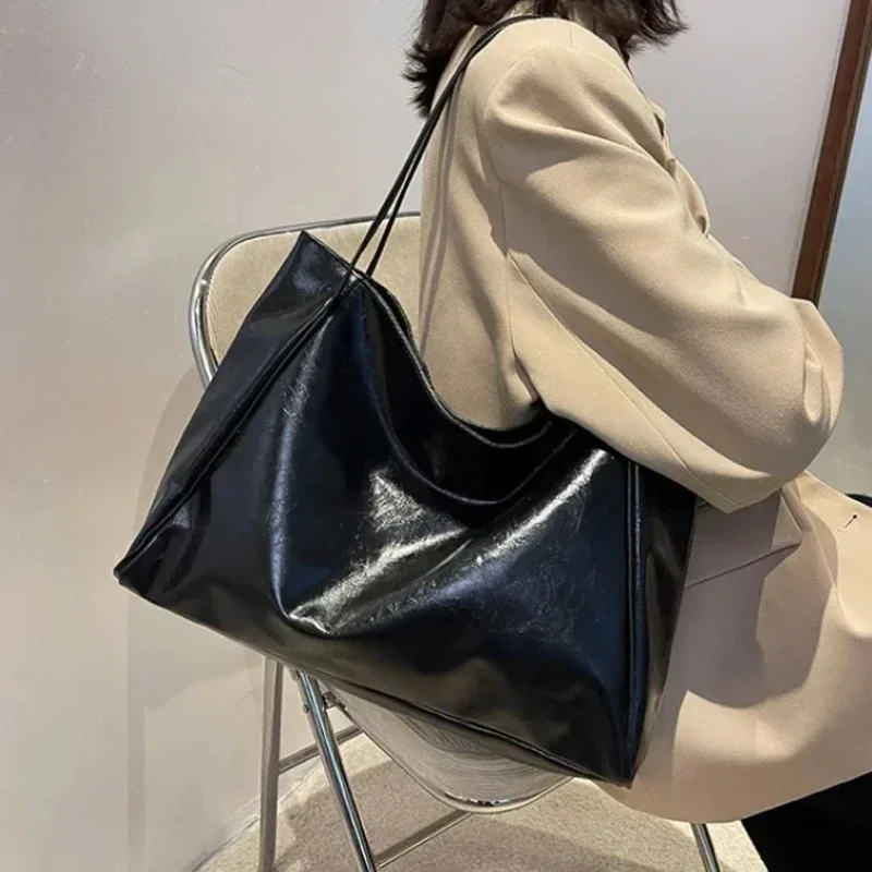 Women Tote Bag Fashion Underarm Pouch Large Capacity Soft Pu Leather Shoulder Bag Retro Crossbody Bag Casual Portable BucketBags - Image 3