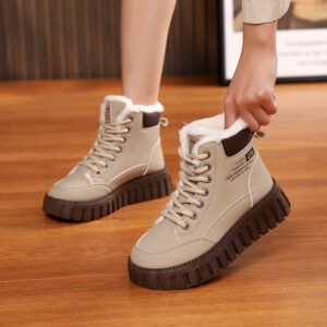 Women’s Fleece-Lined Lace-Up Ankle Boots